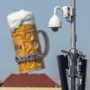 Wofür das Münchner Oktoberfest schon immer steht: Bier in Strömen. Was es in diesem Jahr auch ist: eine Oktoberfestung. 