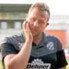 Der TSV Rain verlor am Samstagnachmittag gegen den FC Ismaning. Die aktuelle Niederlagenserie nagt auch an Trainer Sven Zurawka. 