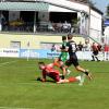 Nach starker Vorlage von Mattio di Maggio (Mitte) köpft Maximilian Aschner zum 2:0 für Schwabmünchen ein. 