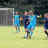 Mit 3:0 setzte sich der TSV Täfertingen beim FC Langweid durch. Moritz Kratz und Benjamin Sauer (von links) können hier TSV-Kapitän Simon Weis nicht stoppen