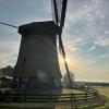 Die Region von Alkmaar zieren zahlreiche Windmühlen, die mitunter zu Wohnungen ausgebaut wurden. 