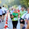 Tausende Menschen sind beim Einstein-Marathon am Sonntag bei bestem Wetter durch Ulm und Neu-Ulm gejoggt. 