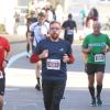 Tausende Menschen sind beim Einstein-Marathon am Sonntag bei bestem Wetter durch Ulm und Neu-Ulm gejoggt. 