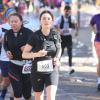 Tausende Menschen sind beim Einstein-Marathon am Sonntag bei bestem Wetter durch Ulm und Neu-Ulm gejoggt. 