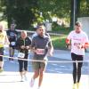 Tausende Menschen sind beim Einstein-Marathon am Sonntag bei bestem Wetter durch Ulm und Neu-Ulm gejoggt. 