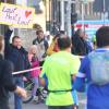 Tausende Menschen sind beim Einstein-Marathon am Sonntag bei bestem Wetter durch Ulm und Neu-Ulm gejoggt. 