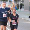 Tausende Menschen sind beim Einstein-Marathon am Sonntag bei bestem Wetter durch Ulm und Neu-Ulm gejoggt. 