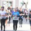 Tausende Menschen sind beim Einstein-Marathon am Sonntag bei bestem Wetter durch Ulm und Neu-Ulm gejoggt. 