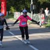 Tausende Menschen sind beim Einstein-Marathon am Sonntag bei bestem Wetter durch Ulm und Neu-Ulm gejoggt. 