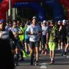 Tausende Menschen sind beim Einstein-Marathon am Sonntag bei bestem Wetter durch Ulm und Neu-Ulm gejoggt. 