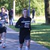 Tausende Menschen sind beim Einstein-Marathon am Sonntag bei bestem Wetter durch Ulm und Neu-Ulm gejoggt. 