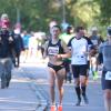 Tausende Menschen sind beim Einstein-Marathon am Sonntag bei bestem Wetter durch Ulm und Neu-Ulm gejoggt. 