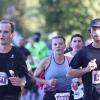 Tausende Menschen sind beim Einstein-Marathon am Sonntag bei bestem Wetter durch Ulm und Neu-Ulm gejoggt. 