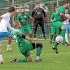 Der Donaualtheimer Pascal Scheider (links) wird von Nikolai Kunert (Mitte) und Johannes Hurler (rechts) geblockt. Die SG Lutzingen/Unterliezheim und die Gäste trennten sich schließlich mit einem 1:1-Remis.