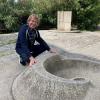 Der Künstler Martin Spreng hat den Brunnen am Friedberger Sparkassenplatz gestaltet. 