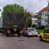 Immer wieder sind Fahrschul-Lastwagen der Bundeswehr in Bobinger Wohnstraßen unterwegs.