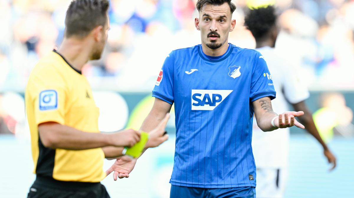 Former FCA player Mergim Berisha: Kicked out of the Hoffenheim squad after ...