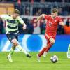 Kevin de Bruyne (l) und Joshua Kimmich sind nur bis zum 30. Juni 2025 vertraglich gebunden.