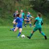 Sophia Eifler (links) und der FC Loppenhausen gewannen im Pokal-Viertelfinale beim SV Wattenweiler am Ende 2:0.