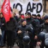 Tausende Menschen demonstrierten am Samstag friedlich gegen den AfD-Parteitag in Ulm.