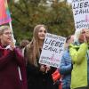 Tausende Menschen demonstrierten am Samstag friedlich gegen den AfD-Parteitag in Ulm.