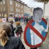 Tausende Menschen demonstrierten am Samstag friedlich gegen den AfD-Parteitag in Ulm.