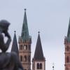 Das Bistum Würzburg trauert nach dem Tod des emeritierten Weihbischofs Helmut Bauer. (Archivbild)