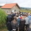 Rund 230 Gäste kamen zur Weihe der neuen Josefskapelle im Schiltberger Unterfeld.