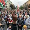 Tausende Demonstrantinnen und Demonstranten solidarisieren sich mit den Palästinensern.