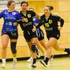 Die Handballerinnen des TSV Mindelheim (schwarze Trikots) verloren ihr Auswärtsspiel bei der SG Biessenhofen-Marktoberdorf II knapp.