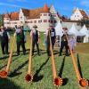 An diesem Wochenende finden in Neuburg, am Schloss Grünau, die Internationalen Jagd- und Schützentage statt.