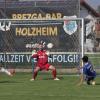 Torlos trennten sich der SV Holzheim und Dillingen in der vergangenen Saison. Hier scheitert Gastgeber Mohammad Mohammadi (rechts) an SSV-Keeper Felix Körber.