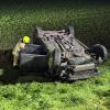 Die Autofahrerin wurde bei dem Zusammenstoß in den Straßengraben geschleudert.