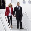 Der französische Präsident Emmanuel Macron mit seiner Frau Brigitte, die mit einer Mini-Rolle in einer Netflix-Serie für Diskussionen sorgte. 