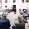 Autohupenkonzert auf dem Vorplatz der Günzburger Frauenkirche unter der Leitung von Bernhard Löffler.