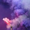 13 Clubs aus dem deutschen Profi-Fußball haben einem Medienbericht zufolge ein Positionspapier entwickelt, in dem die Strafen für Pyrotechnik-Vergehen kritisiert werden.