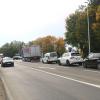 Seit Dienstagnachmittag ist die neue Ampel in Mühlhausen in Betrieb. Am Mittwochmorgen herrschte ein Verkehrschaos in dem Affinger Ortsteil. Am Donnerstag lief es besser. 