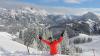 Ganz so viel Schnee liegt noch nicht. Aber an einigen Liften im Allgäu ist der Skifahren bereits möglich.