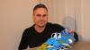 Stolz zeigt Markus Schmetterer eines seiner Lego-Werke: Die Raumschiffe werden von Fans der Bausteine besonders geschätzt. Stolz zeigt Markus Schmetterer eines seiner Lego-Werke: Die Raumschiffe werden von Fans der Bausteine besonders geschätzt.