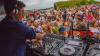 Was für eine Party! Mit peitschenden Beats ist am Freitag das Ikarus-Festival in Memmingerberg richtig durchgestartet. Auf den sechs Bühnen heizten die DJs den Besuchern ein, die sich auch von zwei Gewitterschauern nicht vom Tanzen und Feiern abhalten ließen. Wir zeigen Dir die besten Bilder des Ikarus-Freitags von unserem Fotografen Benedikt Siegert.