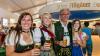 Auf der Festwoche geht's nicht nur ums Feiern! Rund 400 Aussteller präsentieren (mehr oder weniger) sinnvolle Gerätchen, Mittelchen und Ideen. Unser Fotograf Ralf Lienert ist für Dich über die FEWO geschlendert.