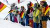 Langlauf Tour de Ski - Langlaufstadion im Ried in Oberstdorf - Herren 15 km Massenstart freie Technik - Zuschauer feuern Läufer an Langlauf Tour de Ski - Langlaufstadion im Ried in Oberstdorf - Herren 15 km Massenstart freie Technik - Zuschauer feuern Läufer an