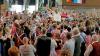 Und nei in den Bach! Über 1.000 Memminger Männer und Burschen sind am Samstag punkt 8 Uhr in den Stadtbach gejuckt. Wir zeigen Dir die Bilder!