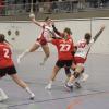 Die Handballerinnen des TSV Landsberg (weiße Trikots) können im Heimspiel gegen Eichenau ihr Potenzial abrufen. 