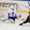 Vor 2.000 Zuschauern bejubelte die deutsche U20-Eishockey-Nationalmannschaft in Füssen den Aufstieg in die A-Division. Unser Fotograf Bene Siegert war mittendrin.