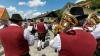 Blauer Himmel zum Höhepunkt: 82 Gruppen zogen am Sonntag zum Ausklang des Bezirkmusikfests 2019 durch Schrattenbach. Hier gibt's alle Fotos!