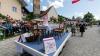 Blauer Himmel zum Höhepunkt: 82 Gruppen zogen am Sonntag zum Ausklang des Bezirkmusikfests 2019 durch Schrattenbach. Hier gibt's alle Fotos!