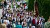 Blauer Himmel zum Höhepunkt: 82 Gruppen zogen am Sonntag zum Ausklang des Bezirkmusikfests 2019 durch Schrattenbach. Hier gibt's alle Fotos!