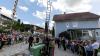 Blauer Himmel zum Höhepunkt: 82 Gruppen zogen am Sonntag zum Ausklang des Bezirkmusikfests 2019 durch Schrattenbach. Hier gibt's alle Fotos!