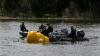 Am Öschlesee bei Sulzberg ist am frühen Sonntagabend ein Kleinflugzeug abgestürzt. Am Montag begannen die Bergungsarbeiten mit Hilfe von Luftkissen.